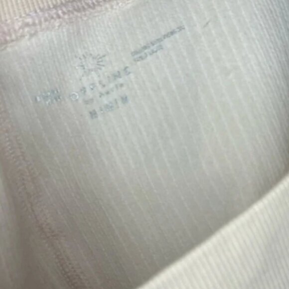 Aerie Offline HighRise 7/8 Length Ribbed Classic Leggings - Medium in Dusty Pink - Picture 5 of 7